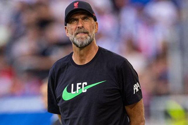 Klopp confirma saídas que vão render €55M