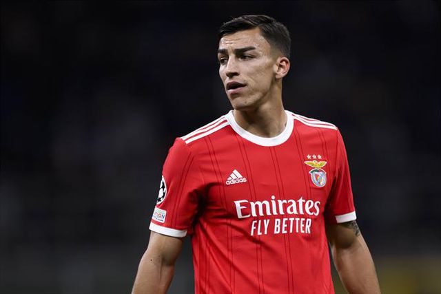 «Não joguei tanto como queria no Benfica…»