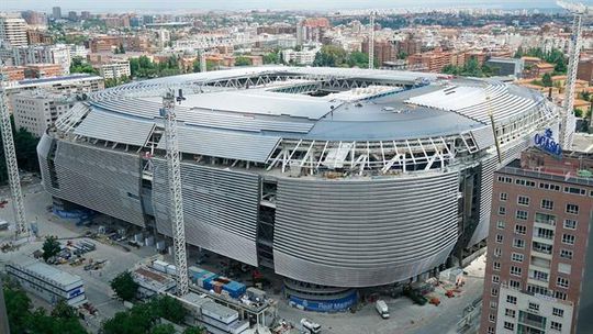 Novo Santiago Bernabéu ganha forma (fotos)