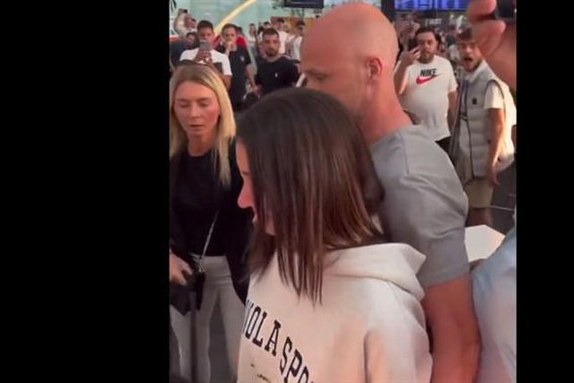 Confusão no aeroporto: Adeptos tentam agredir árbitro da final da Liga Europa (vídeos)