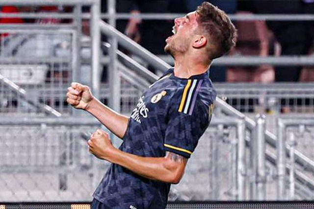 ‘Frango’ de Sportiello, bis de Valverde e golaço de Romero no Real Madrid-Milan (veja os golos)