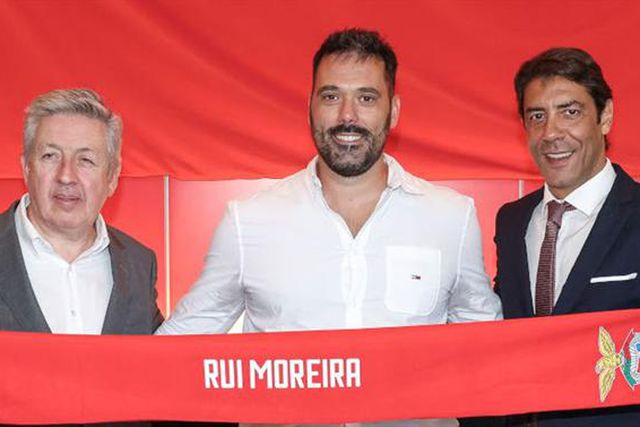 Estava na AJM/FC Porto e é o novo treinador do Benfica: «Sou benfiquista»