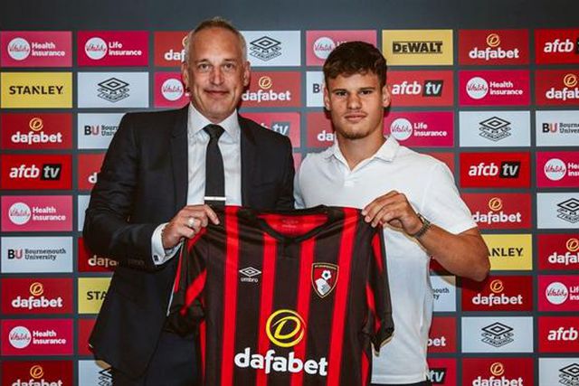 Oficial: Kerkez tem novo clube