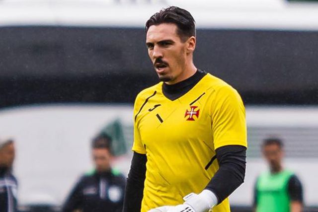 Guilherme Oliveira acompanha equipa na subida à Liga 2