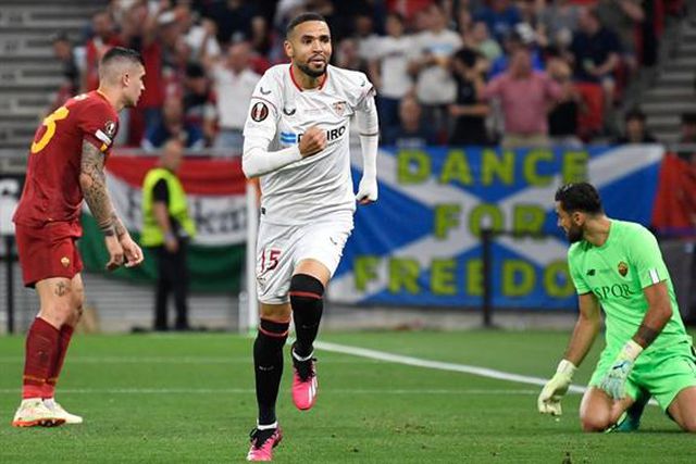 Avançado de má recordação para Portugal pode ser reforço para Jorge Jesus