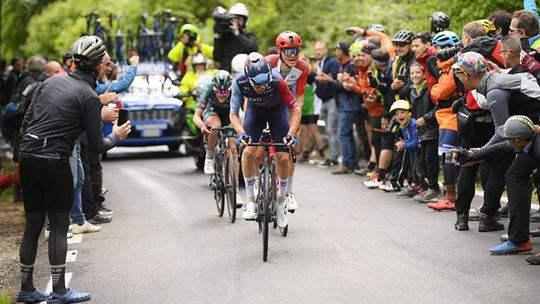 Volta a Itália: Nico Denz vence 12.ª etapa; João Almeida mantém 3.º na geral