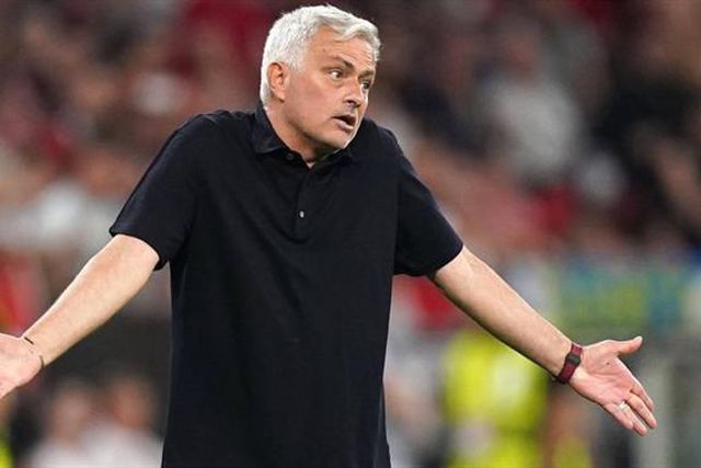 Pistola de Mourinho no mercado com poucas munições