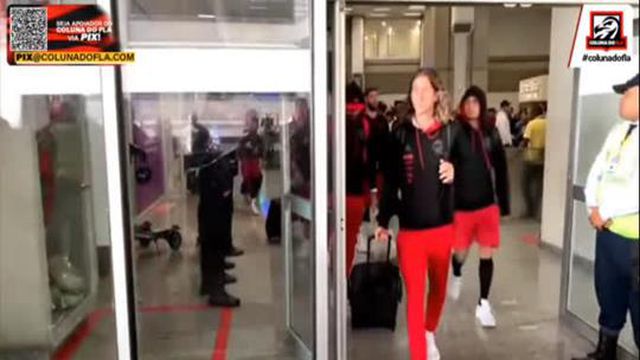 Everton Cebolinha mandado de volta para o Grémio e para o Benfica por adepto do Flamengo