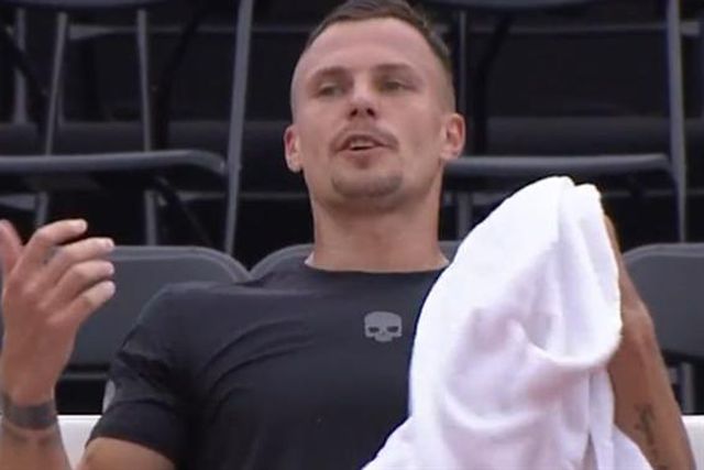 Salta a tampa a Fuscovic: «Estás a gritar como uma p…» (vídeo)