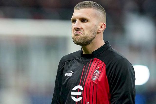 Ex-Milan já chegou a Istambul para assinar pelo Besiktas