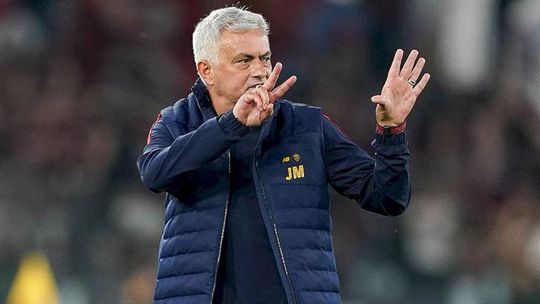 José Mourinho faz 'mea culpa' pelo empate: «Muitas mudanças»