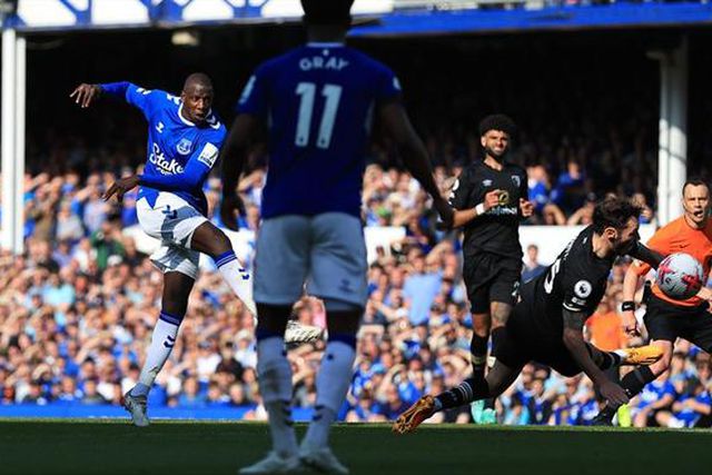 Leeds e Leicester despromovidos, Tottenham falha Europa: Diogo Jota bisa, Bruno Fernandes e Porro marcam (vídeos)