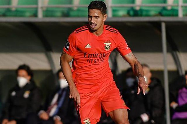 Confirmado: Lucas Veríssimo emprestado ao Corinthians