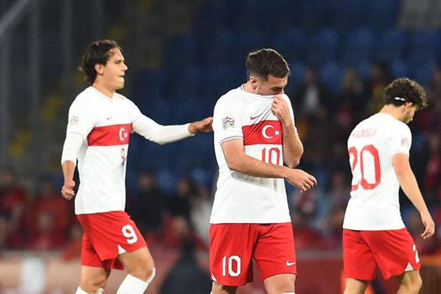 Grupo D: Kokçu decisivo na vitória da Turquia e Arménia deixa Gales em choque