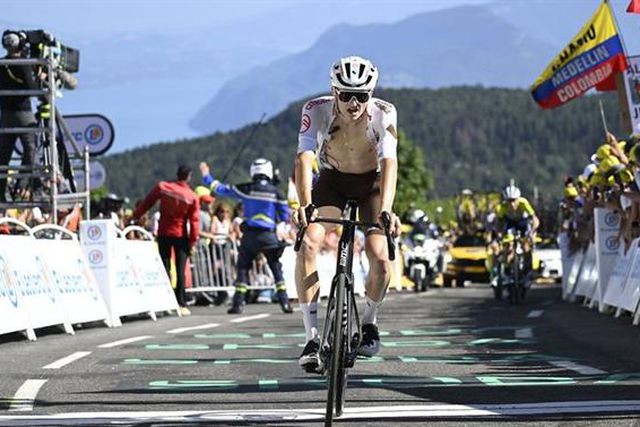 Tour: Gall vence 17.ª etapa e Vingegaard  'dá' mais seis minutos a Pogacar