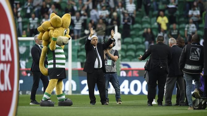 Manuel Fernandes homenageado antes do dérbi (vídeo)