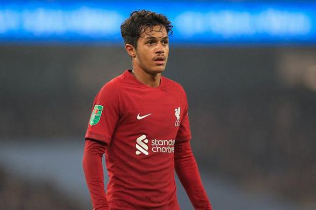 Sem espaço no Liverpool: Fábio Carvalho apontado à Luz