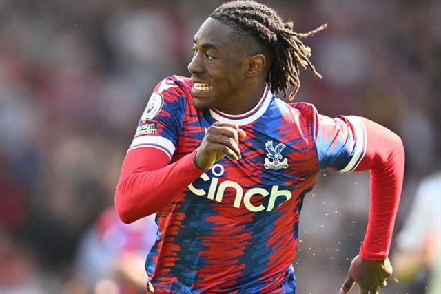 Médio do Crystal Palace chamado pela primeira vez à seleção