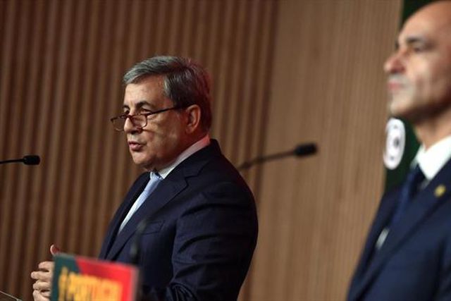 «O Otávio, o futebol e Portugal merecem muito mais»