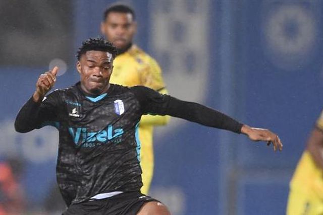 Nórdicos insistem em Friday Etim