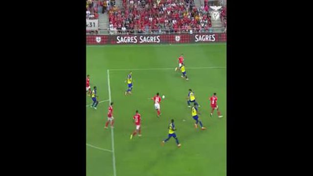 O resumo da vitória do Benfica sobre o Al Nassr