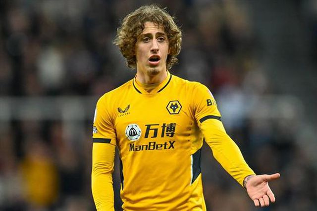 Agente revela que Fábio Silva quer saída em definitivo