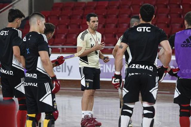 «Grande jogo! Isto é um inferno!»