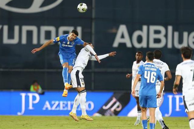 Taremi bisa em 10 minutos de jogo (vídeo)