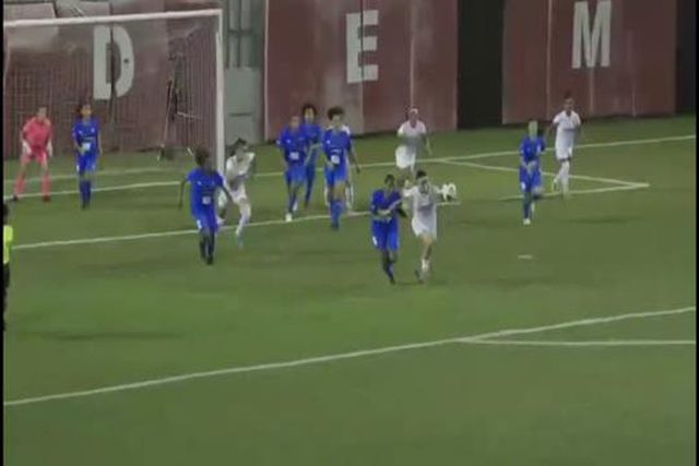 Futebol ou boxe? O melhor é mesmo ver...