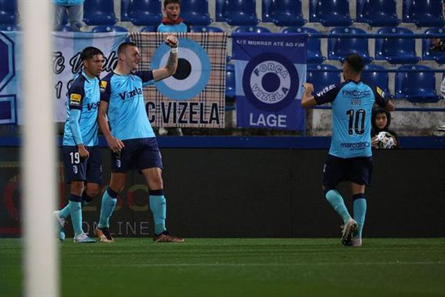 Osmajic deixou Coates para trás e coloca Vizela na frente (veja o golo)