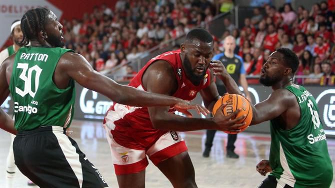 Benfica vence primeiro jogo da final do Nacional de basquetebol (85-84)