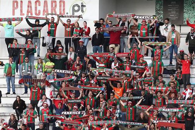 ‘Play-off’ com lotação esgotada