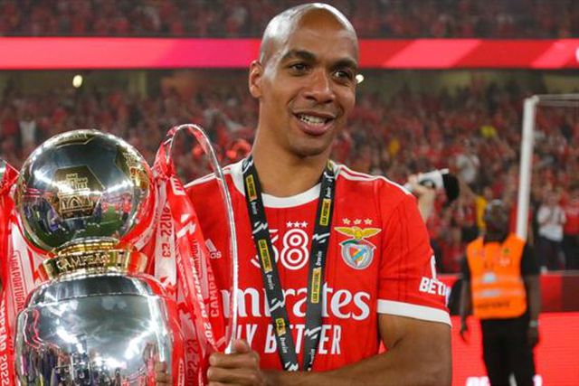 «É impossível não te identificares com o Benfica»