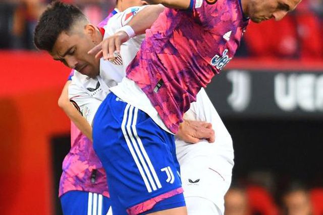 Insólito: Acuña expulso por queimar tempo em lançamento e falha final (foto)