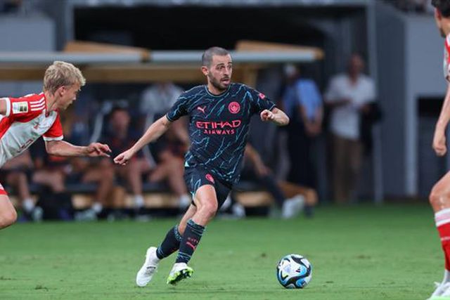 Alta cúpula esteve reunida para ativar 'ataque' por Bernardo Silva