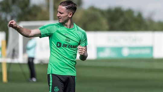 Treino de recuperação para os titulares