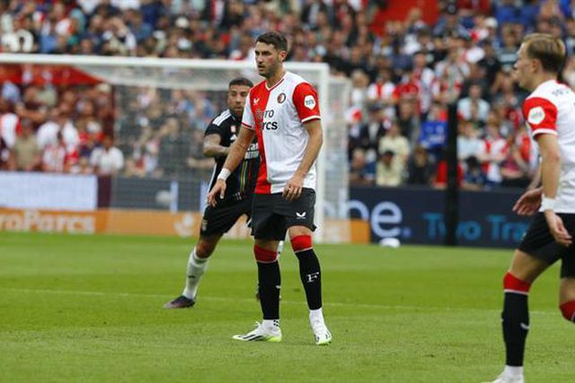 Alvo das águias faz o segundo para o Feyenoord (vídeo)