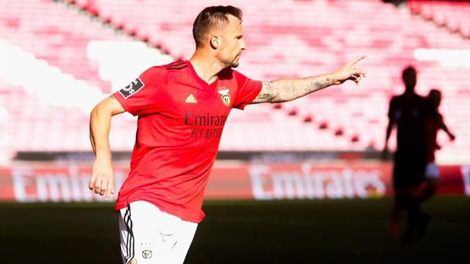 «O meu tempo no Benfica acabou»