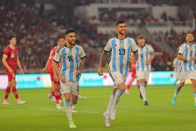 Argentina fecha digressão sem estrelas mas com vitória