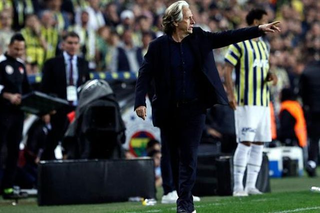 «Estamos em duas frentes e acreditamos até ao fim»