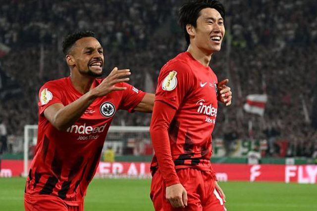 Várias vezes apontado ao Benfica, internacional japonês já não deve ser reforço