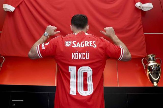 O 10 que já foi de Rui Costa e Aimar vai para Kokçu