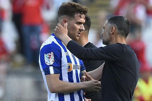 Toni Martínez torce pela permanência de Sérgio Conceição: «Quero continuar a trabalhar com os melhores»