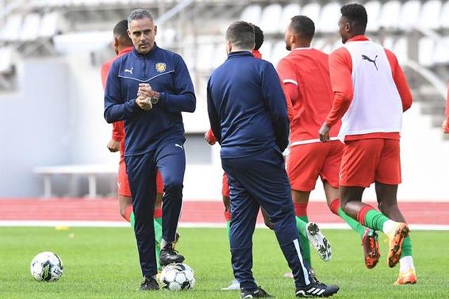 Poupanças a pensar no Estrela da Amadora