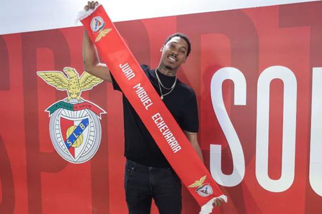 Pantera Negra do salto em comprimento no Benfica