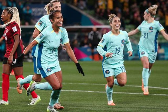 Anfitriã elimina campeã olímpica, Benfica representado nos ‘oitavos’