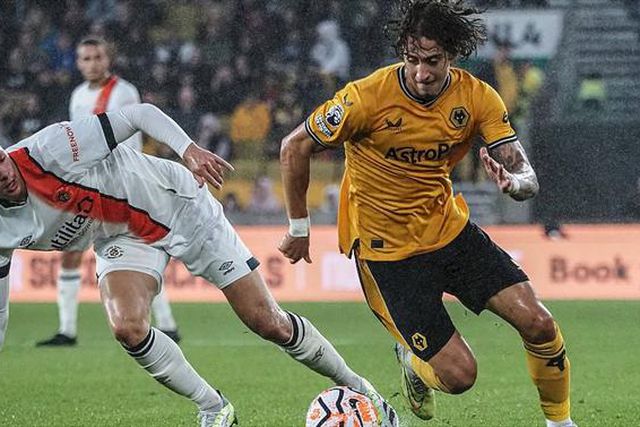 Fábio Silva feliz: «Os adeptos cantaram para mim!»