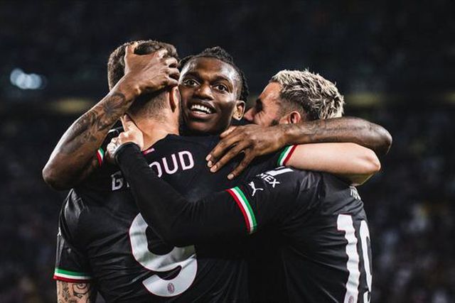 Giroud leva Milan e Leão para a Champions (veja o golo)