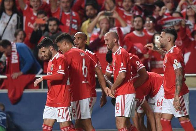 Ataque das águias em destaque na Champions