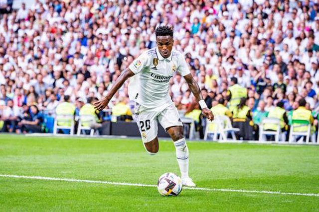 Vinícius Jr. reclama o 7 de Hazard